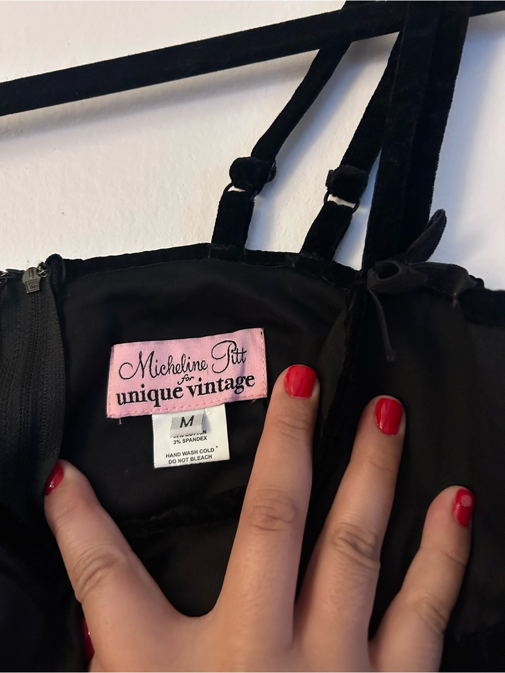 Unique Vintage x Micheline Pitt
Alice Swing Dress in Black - Picture 5 of 7